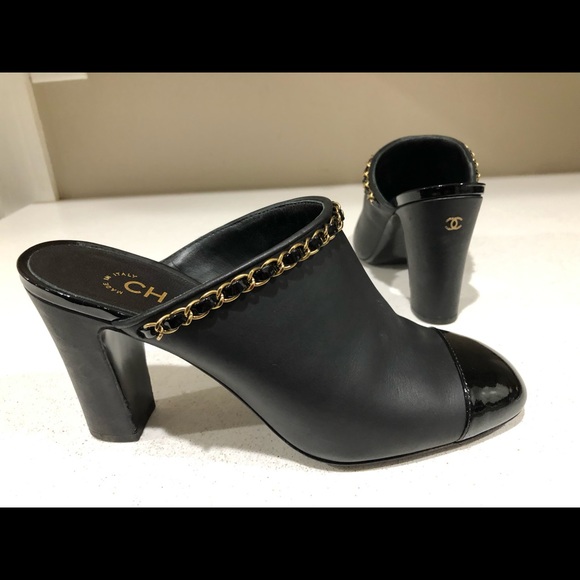 Chanel Gold CC Logo &Chain Link Mules. Size 39. - Picture 4 of 8